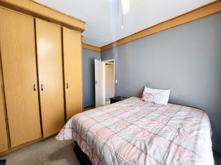2 Bedroom Property for Sale in Wilkoppies North West